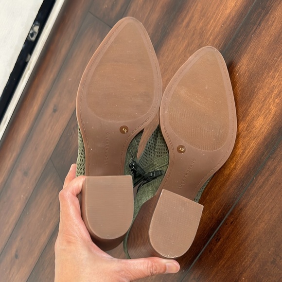 Lucky Brand "Zeshia" Olive Green Suede Bootie Size 8.5 Like New Boho Rodeo - Picture 7 of 9